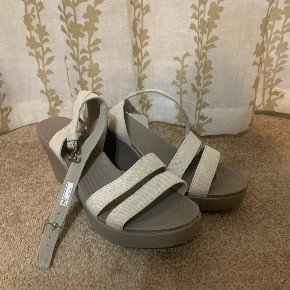 Croc Wedges